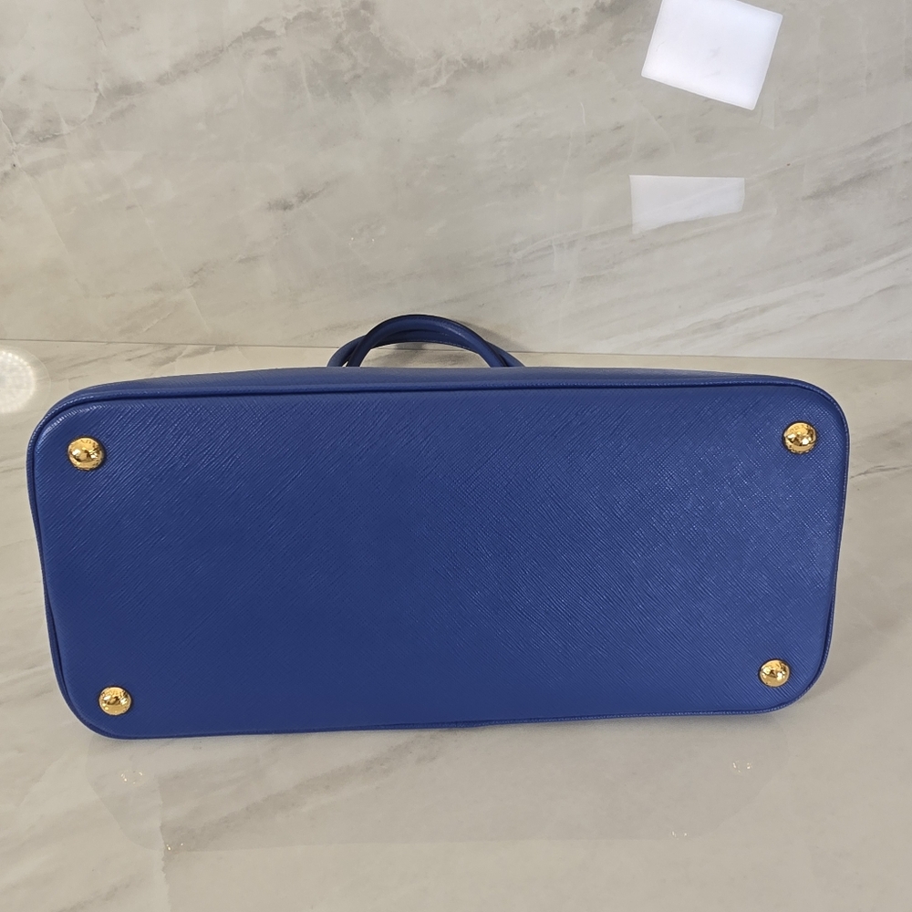 Prada Promenade Blue Saffiano Leather Women's Bag - NWOT - Picture 7 of 14